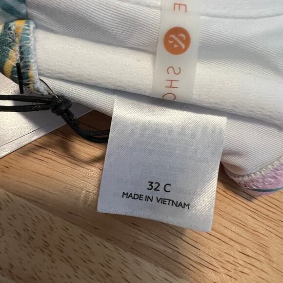 Shade & Shore Women's Palm Print Twist Front Bikini Top - Size 32C - NWT - Picture 2 of 8